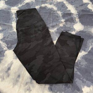 Lululemon High-Rise Tight size 6 Incognito Camo Multi Grey